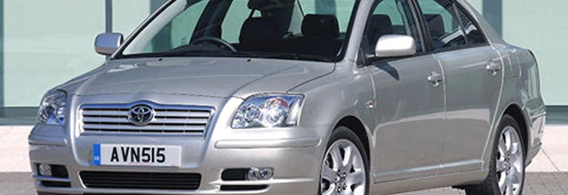 Toyota Avensis 2.0 D-4D T2 (2004)